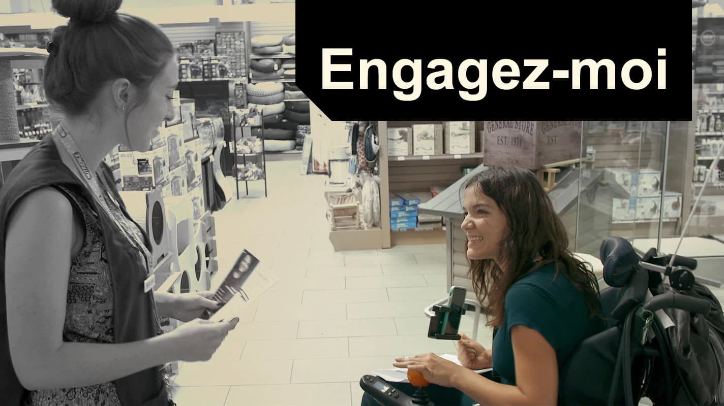 Engagez-moi backdrop