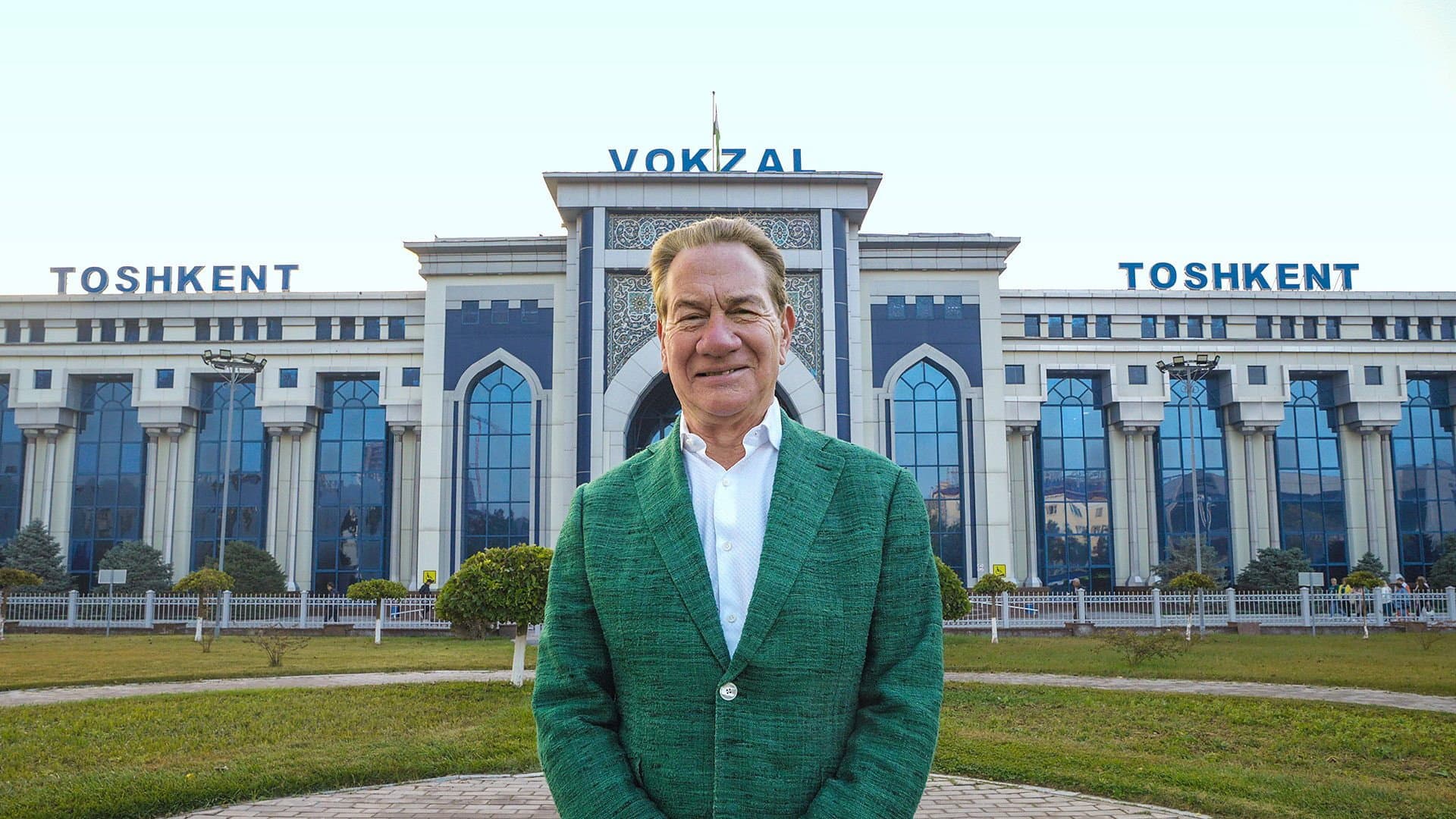 Great Central Asian Railway Journeys backdrop