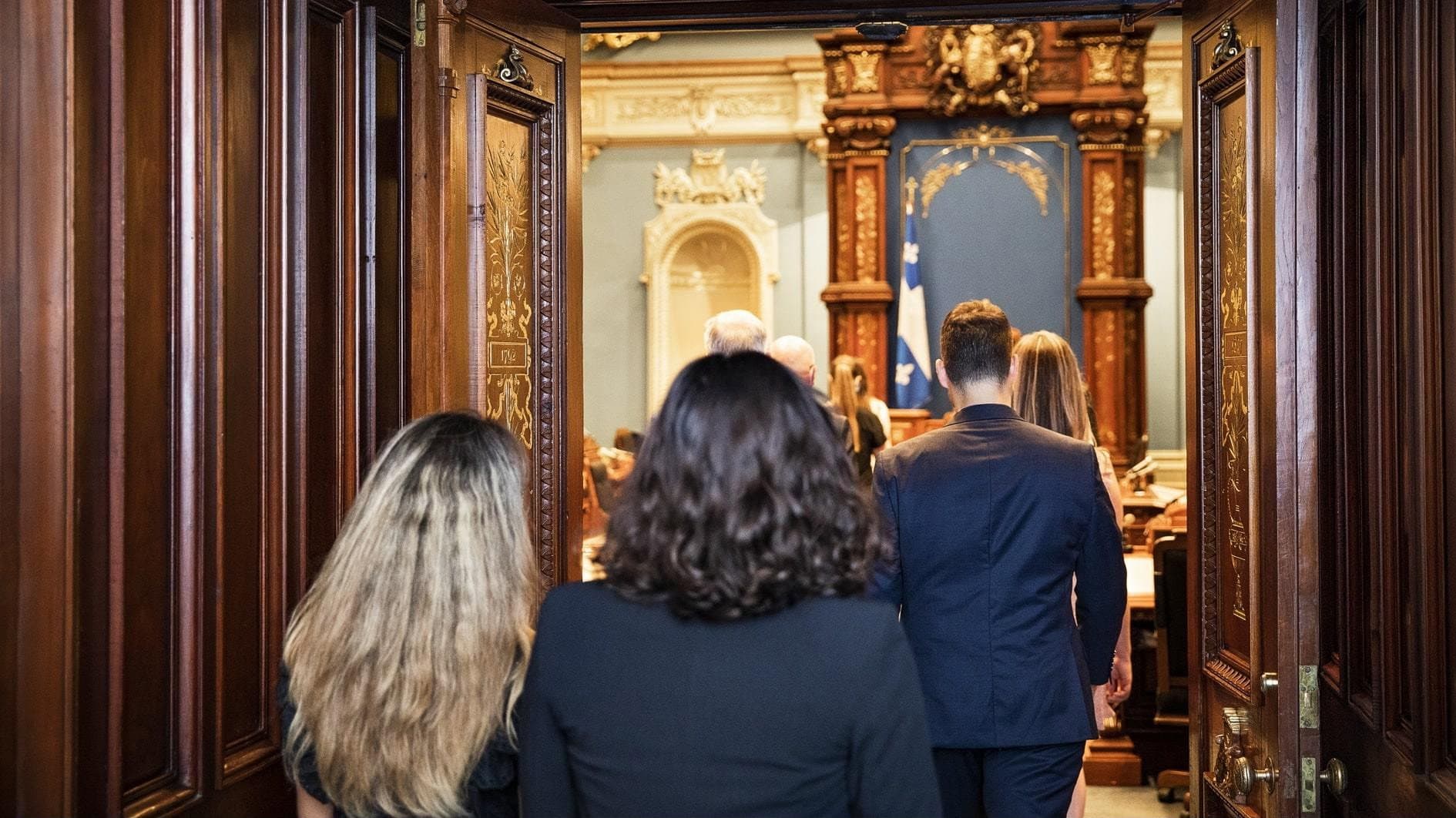 Nos élus backdrop