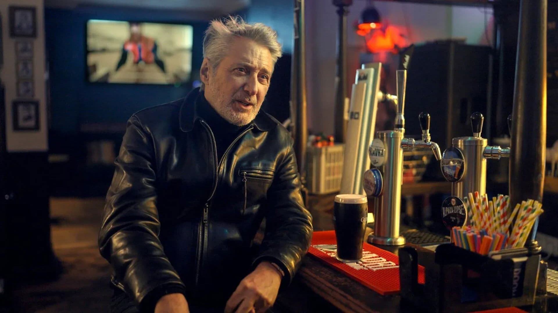Antoine de Caunes : La vie rêvée d'un enfant du rock backdrop