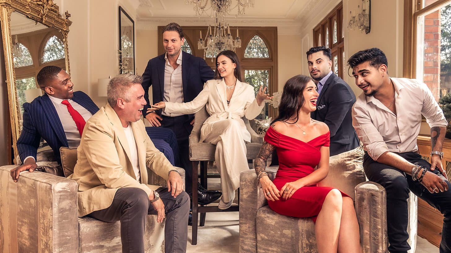 Crazy Rich Agents: Selling Dream Homes backdrop