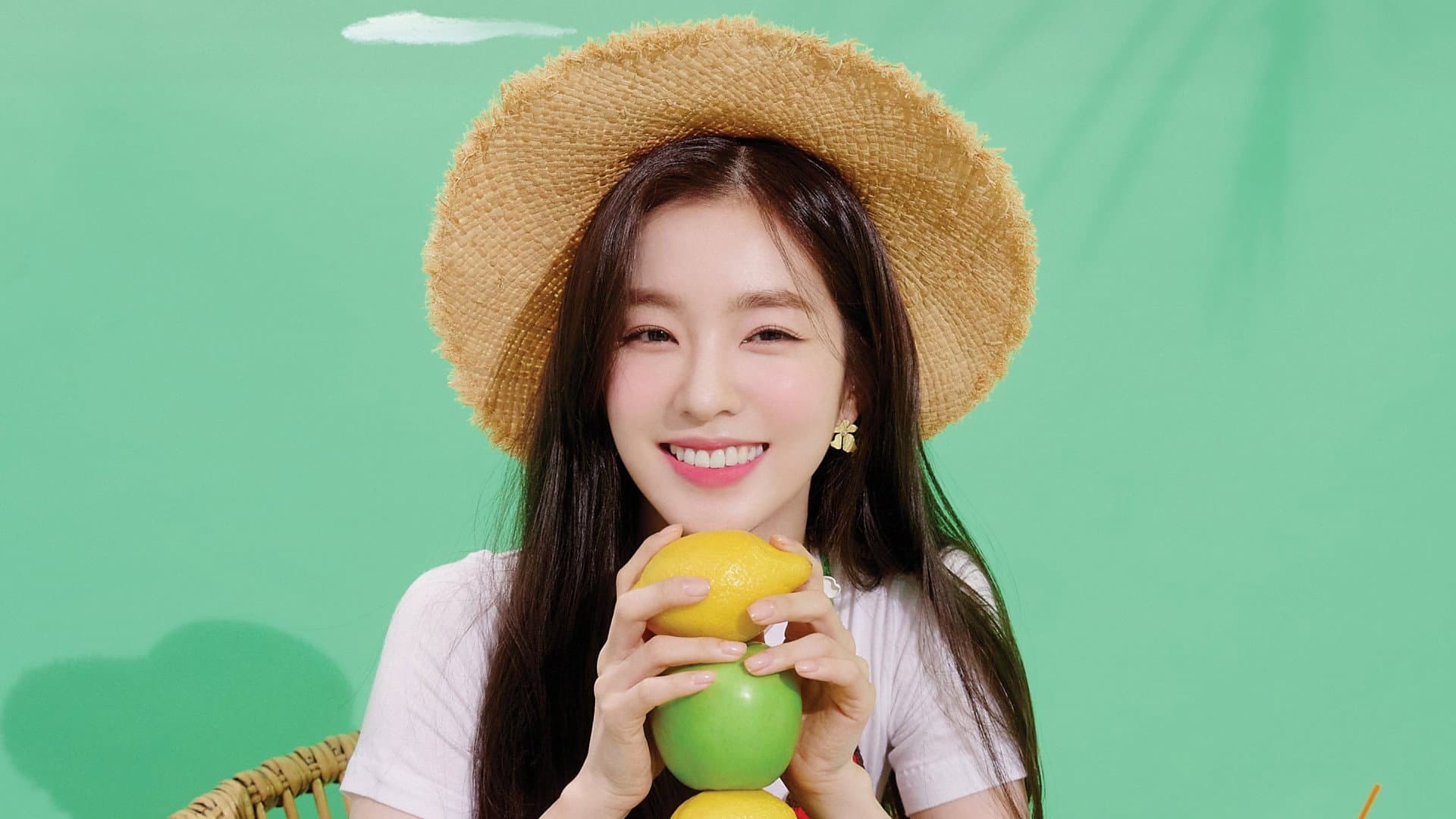 IRENE's Work & Holiday backdrop