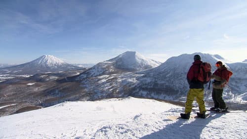 Enjoy Japow: Niseko HANAZONO
