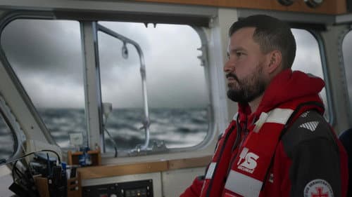 Leak below deck – Water ingress at sea