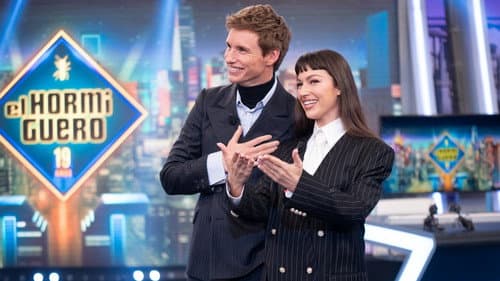 Eddie Redmayne and Úrsula Corberó