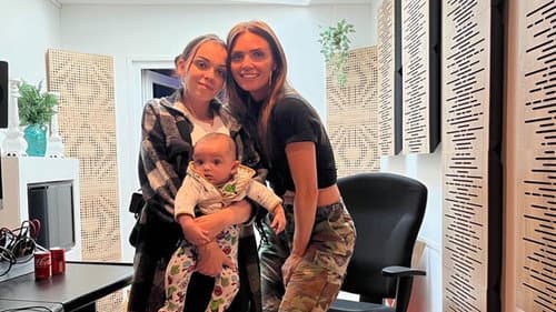 Shylena and Kim Feenstra