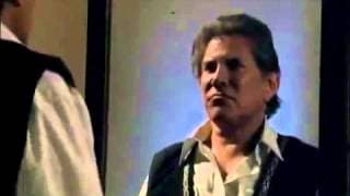 La Extranjera Trailer