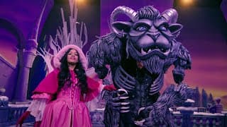 H.E.R. and Josh Groban Perform 'Something There' - Beauty and the Beast: A 30th Celebration