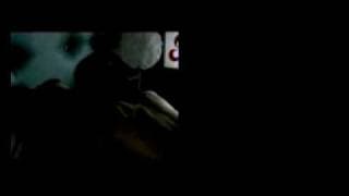 En La Cama (trailer)
