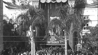 Chaplin's 'The Circus' premiere footage - 1928 (1 of 2)