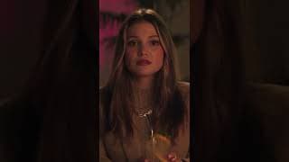 Jay Enters the Restaurant (Scene)