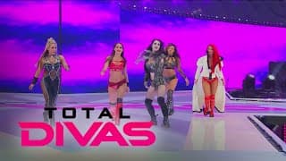 "Total Divas" Get Down! | E!