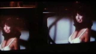 Looker trailer