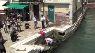 Looking For Monument - An Art House Film by Max Bessmertnyi