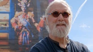 Billy Connolly sees the new Glasgow murals for the first time