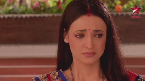 Anjali Asks Khushi to Perform the Rituals as Per Raizada's Custom